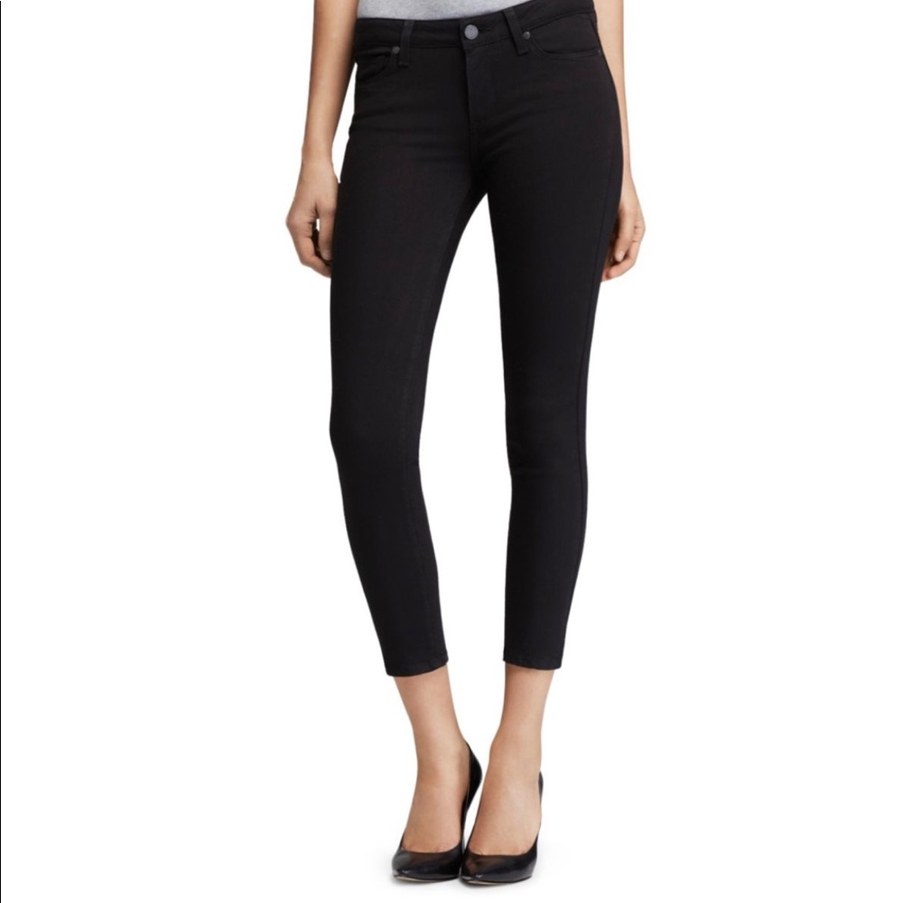 ⭐️ Paige Verdugo Crop Black Jeans ⭐️